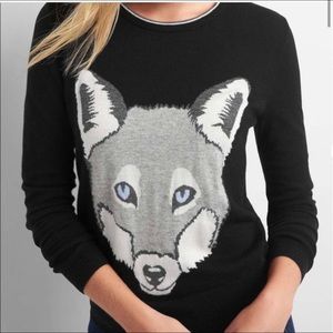 Gap Fox Fitted Crewneck Black Sweater Size Small 🦊